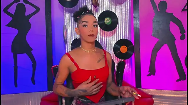 nickyminach  online show from July 8, 8:44 pm