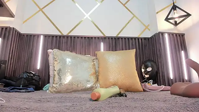  rebecca1 online show from November 30, 6:12 pm