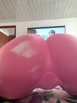 Snapshot of _kathaLopez_ chatting on September 25, 6:28 pm kathaLopez online show from September 25, 6:28 pm