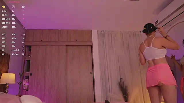 tatikiss  online show from March 7, 12:23 pm