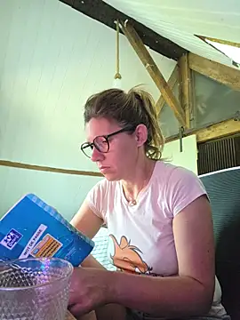 Lina lou4 online show from June 20, 4:43 pm