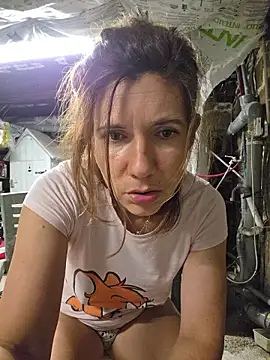 Lina lou4 online show from July 9, 5:04 pm