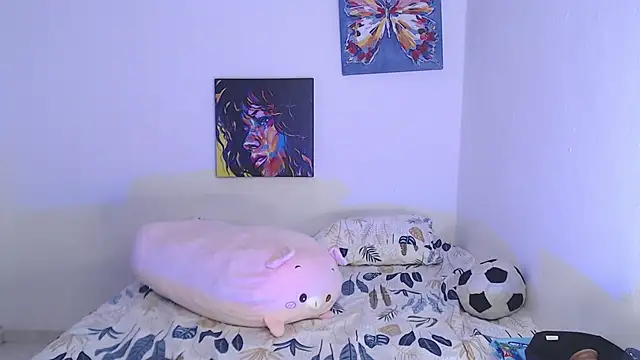 luciana keating online show from November 5, 3:12 am