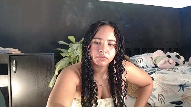 luciana keating online show from August 4, 3:34 am
