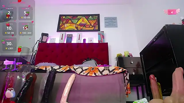 Snapshot of louise_nails chatting on September 8, 3:33 pm louise nails online show from September 8, 3:33 pm