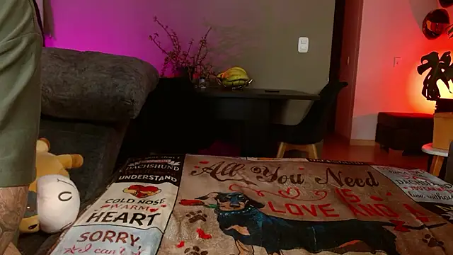 jasson n emma online show from March 7, 8:32 am