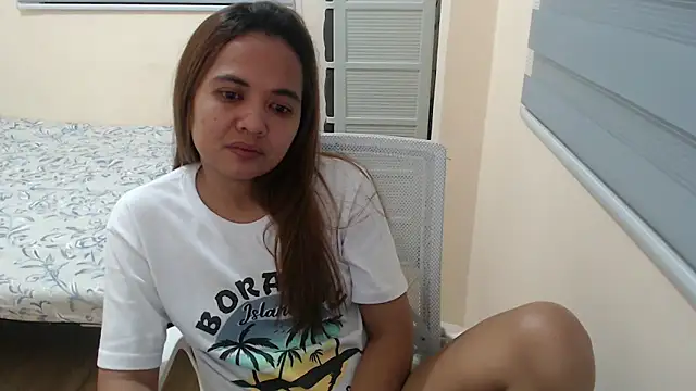 Snapshot of xTheLastVIRGINx chatting on October 3, 2:22 pm xTheLastVIRGINx online show from October 3, 2:22 pm