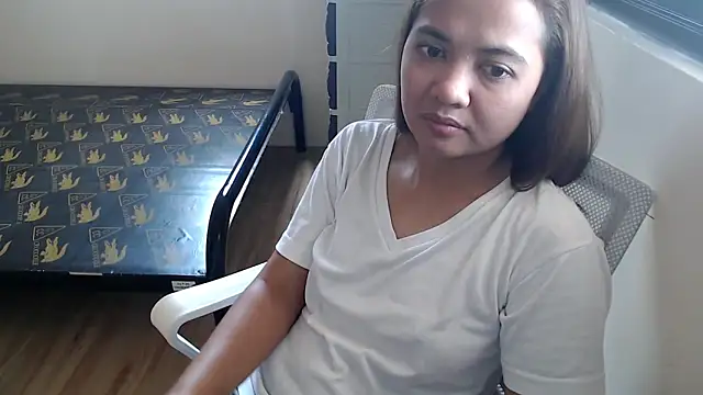 Snapshot of xTheLastVIRGINx chatting on September 18, 4:11 am xTheLastVIRGINx online show from September 18, 4:11 am