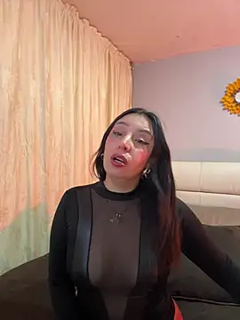 Freyja soh online show from July 2, 10:38 pm