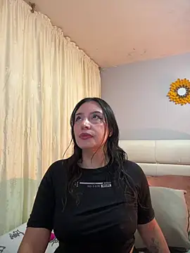 Freyja soh online show from August 3, 8:47 pm