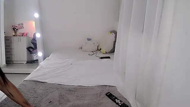 Youlittlepervertt  online show from July 12, 2:01 am