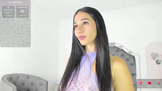 Valentina Ross  online show from July 10, 12:38 pm