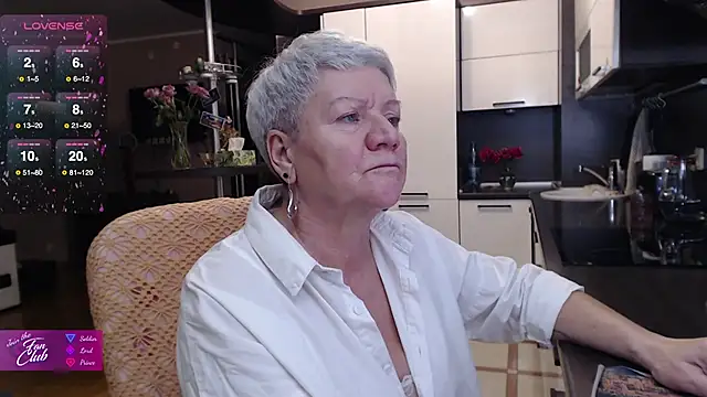 roxana brooks online show from November 18, 2:40 pm