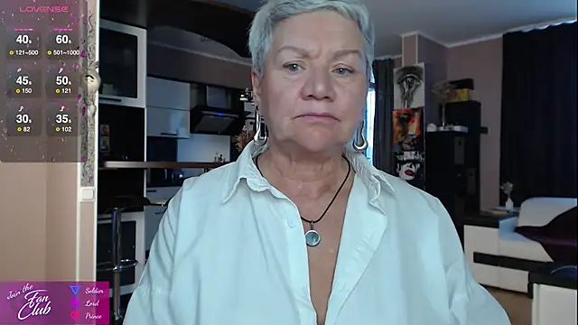 Snapshot of roxana_brooks chatting on September 23, 2:37 pm roxana brooks online show from September 23, 2:37 pm