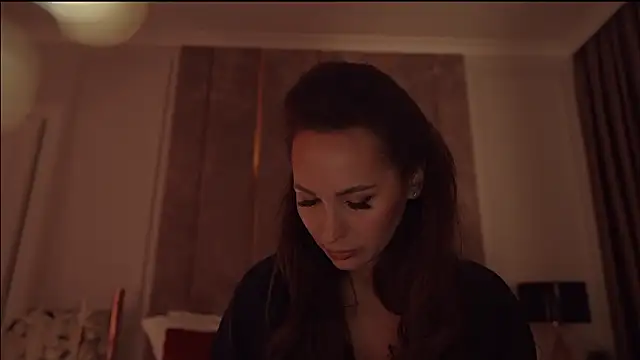 MilaDYstarlight online show from March 13, 5:47 pm