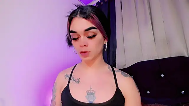 lesly xx online show from June 12, 3:25 am