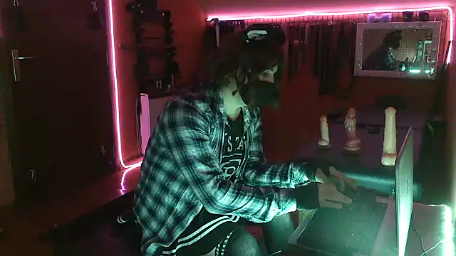 Ginny-the-bdsm-nympho online show from March 8, 5:50 pm