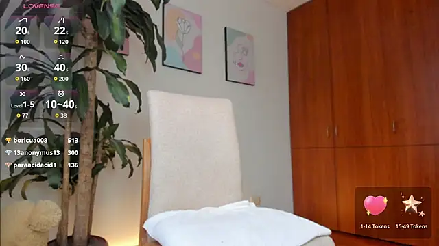 alessia1   online show from December 20, 8:13 pm