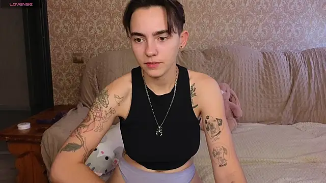 twobabesweet online show from July 27, 7:05 am