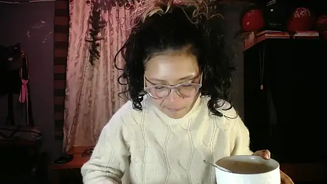 Hathorlove online show from December 21, 5:12 am