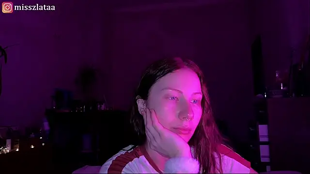 elfess online show from December 3, 6:54 pm