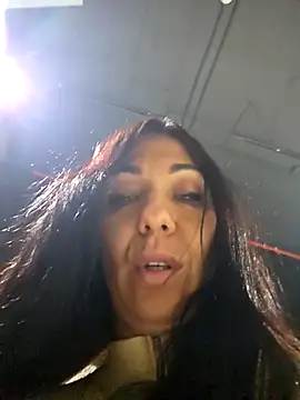 LeticiaWoods online show from December 4, 9:22 am