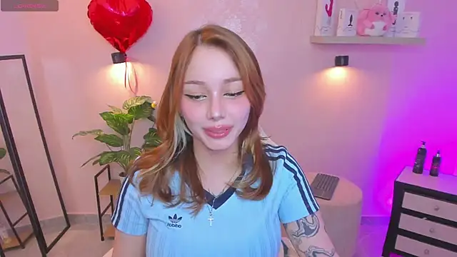 LITTLE-VIVI online show from May 20, 2:30 am