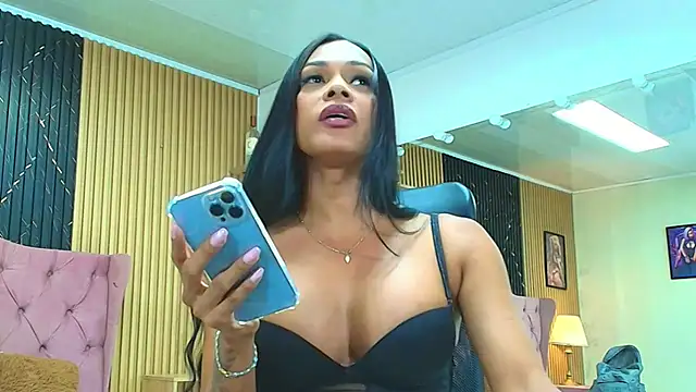 BARBIE BROWNN online show from June 26, 2:07 pm