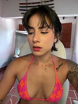 Ale Lewis online show from July 11, 7:03 pm