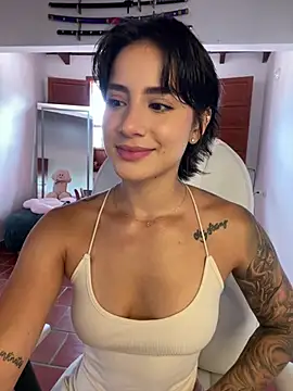 Ale Lewis online show from July 26, 7:21 pm