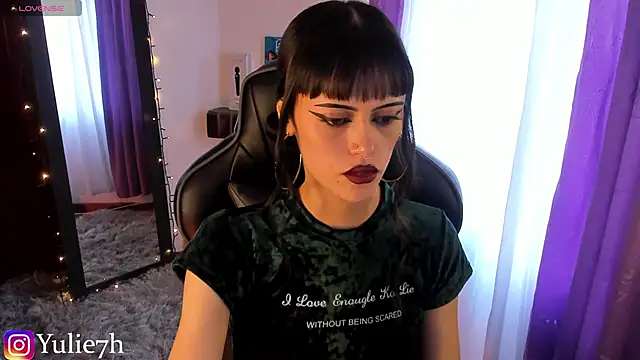  Jessy Moon  online show from May 1, 10:13 pm