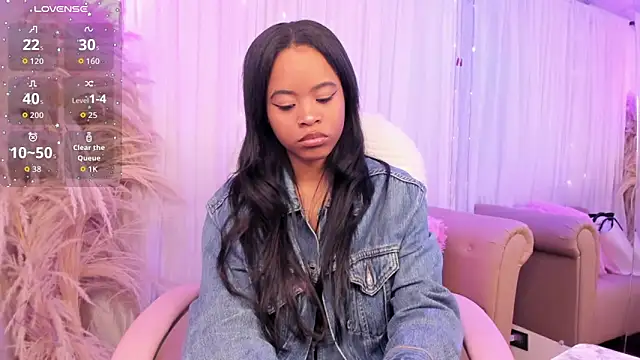 Snapshot of Mia_damm chatting on September 26, 4:43 am Mia damm online show from September 26, 4:43 am