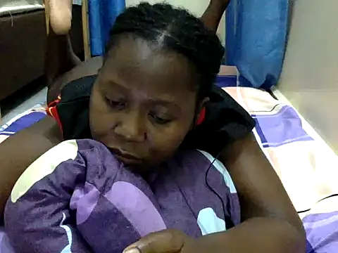 10sexymelo69  online show from October 27, 10:15 pm