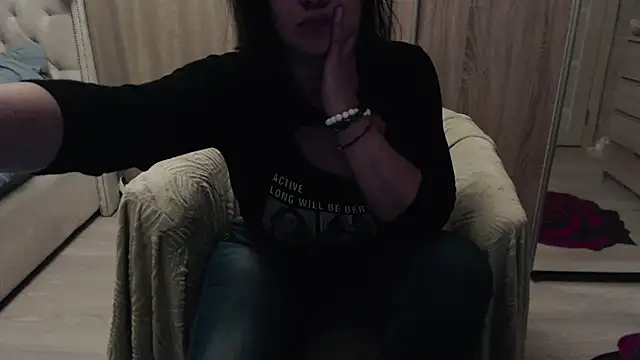 Snapshot of ROXOLANAA_SEXY chatting on September 9, 6:41 pm ROXOLANAA SEXY online show from September 9, 6:41 pm