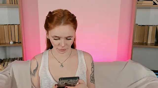 Phoenix Margo online show from December 1, 3:32 am