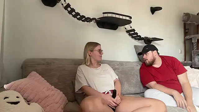 LucyFoxLulu online show from June 15, 2:17 pm