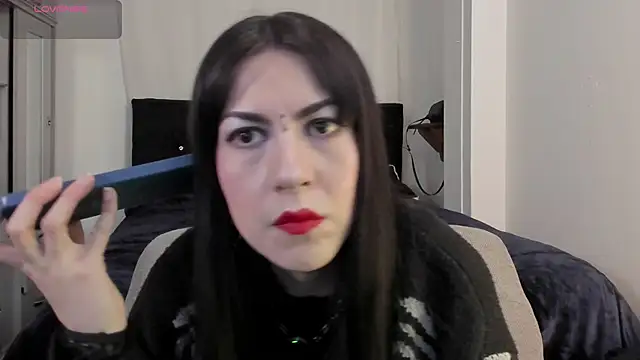 Amy Aloqua online show from June 16, 2:18 pm