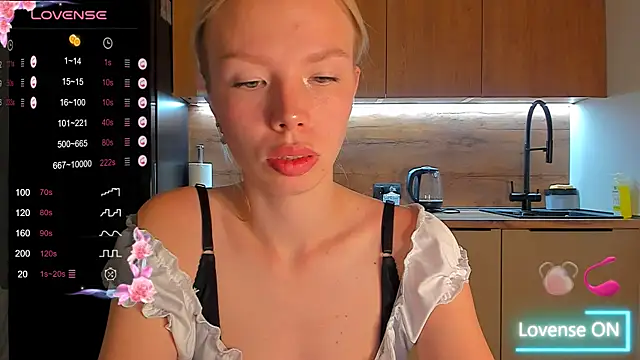 Olivia Bells online show from October 14, 10:12 pm