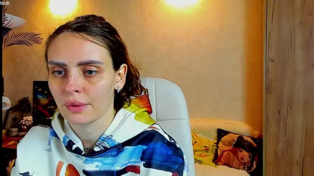 mia grantes online show from October 26, 8:48 pm