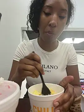 Iceblanca online show from April 27, 3:31 pm