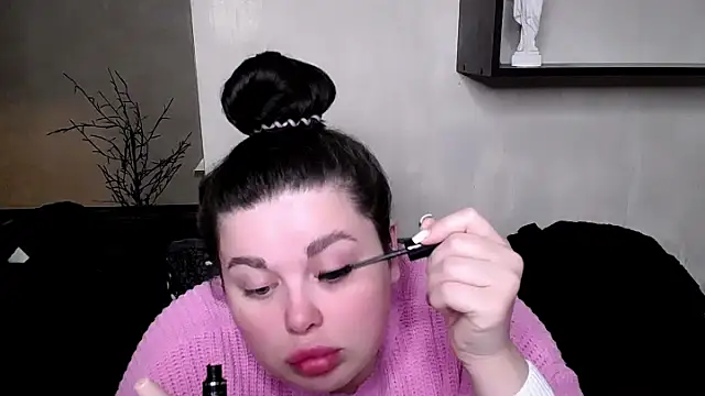 Emily Mo online show from November 6, 6:41 am