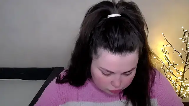 Emily Mo online show from April 30, 5:45 am
