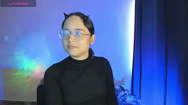 shantalc3rezo online show from November 12, 8:18 pm