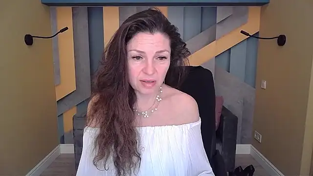 EllaLong online show from January 16, 1:18 pm