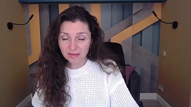 EllaLong online show from November 10, 12:55 pm