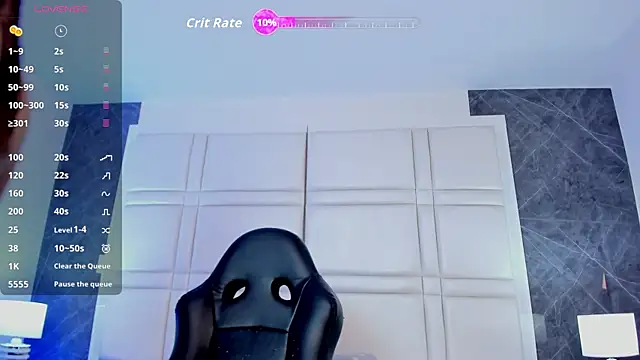 charlottewhitte online show from July 29, 10:48 am