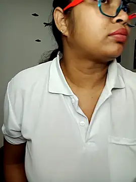 chalohott online show from March 5, 11:28 am