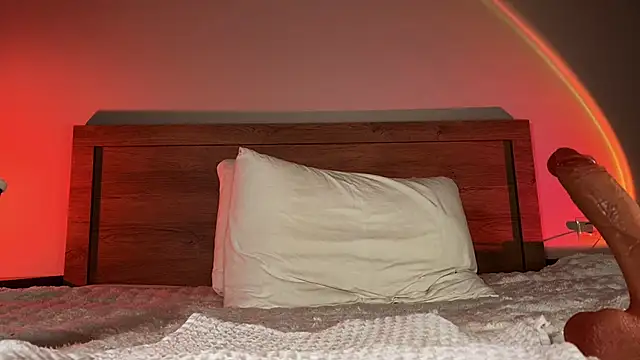 Pi-x-ie online show from July 28, 7:39 pm