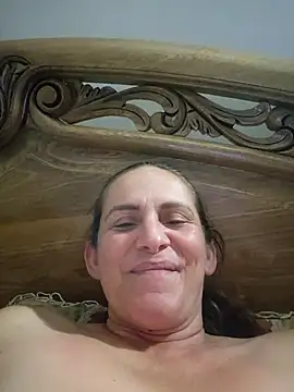 Snapshot of SeductionSilera chatting on September 21, 5:28 am SeductionSilera online show from September 21, 5:28 am