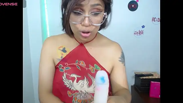 pinky violeta online show from July 27, 1:02 am